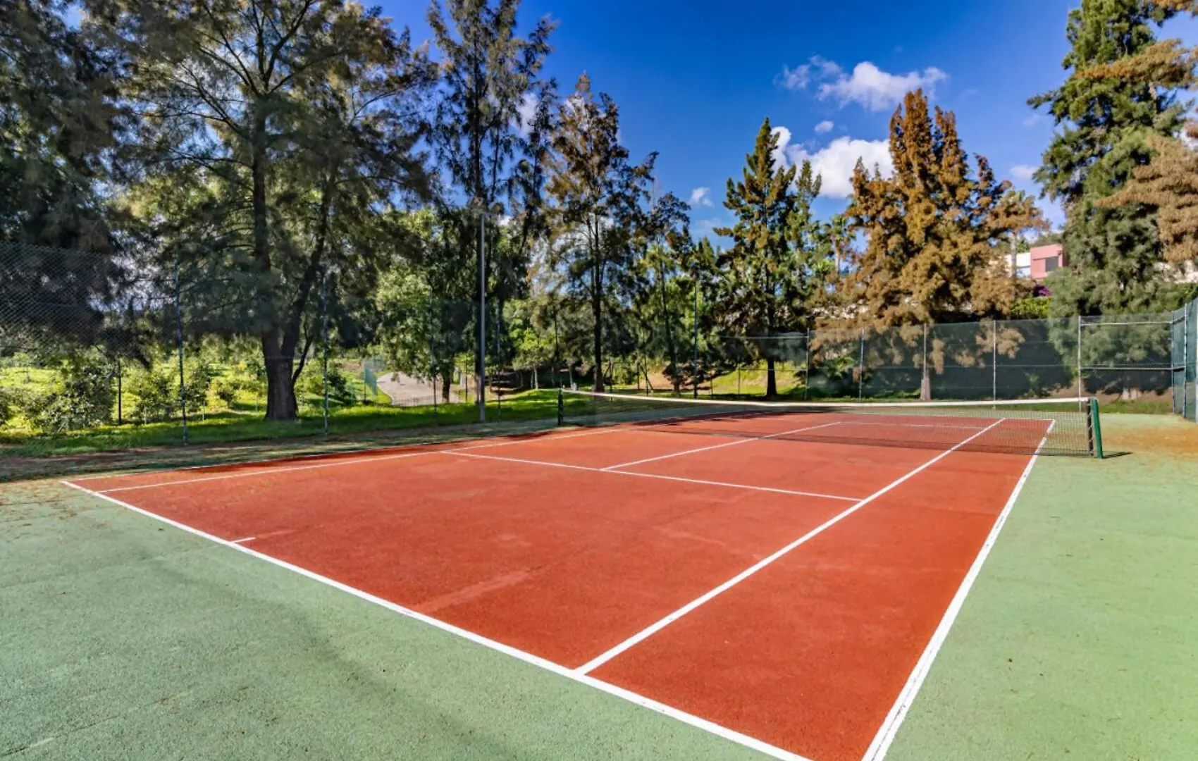 Apartment Piscina Climatizada Gym Jacuzzi Sauna Tennis Estepona
