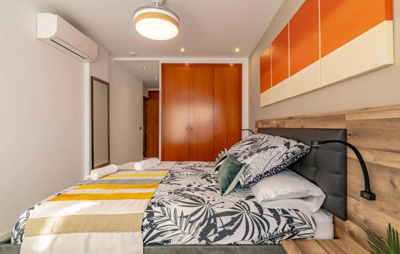Piscina Climatizada Gym Jacuzzi Sauna Tennis Estepona Apartment